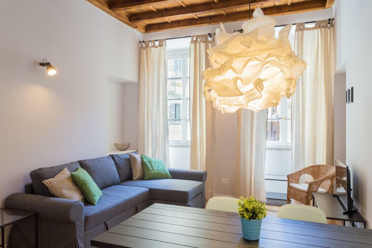 Cosy Apartment 2 Minutes From Duomo Milano Eksteriør billede