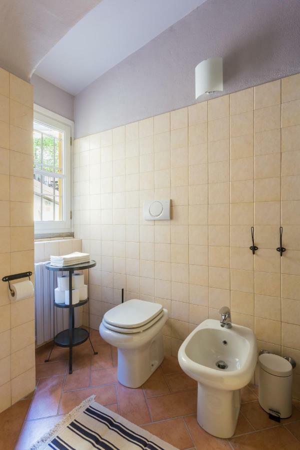 Cosy Apartment 2 Minutes From Duomo Milano Eksteriør billede